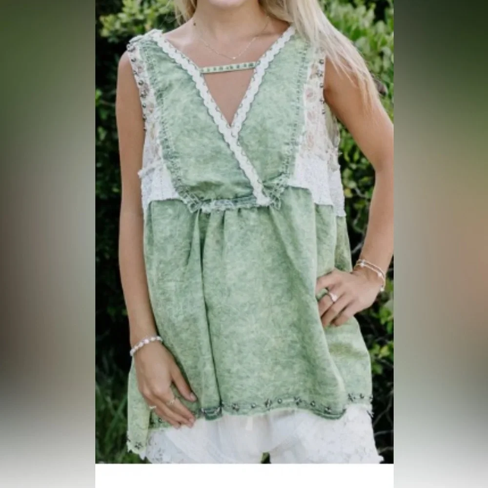 POL Green Boho Crochet-Trim Tank Top - Picture 3 of 8